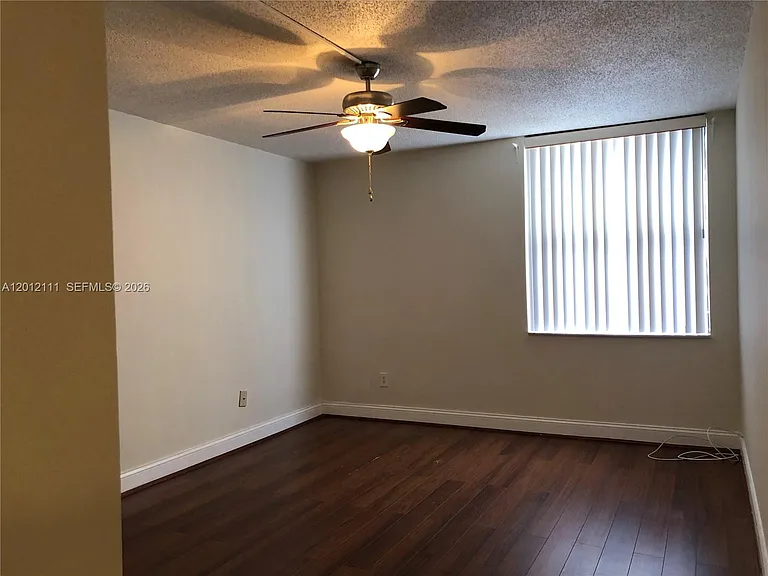 14301 N Kendall Dr #309B — Photo 11