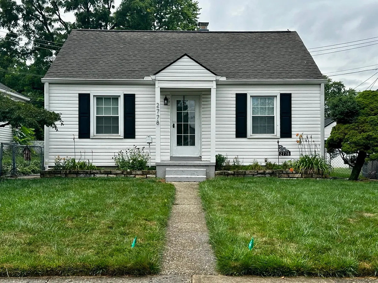 2 bed, 1138 sqft, $2,300 — Photo 1