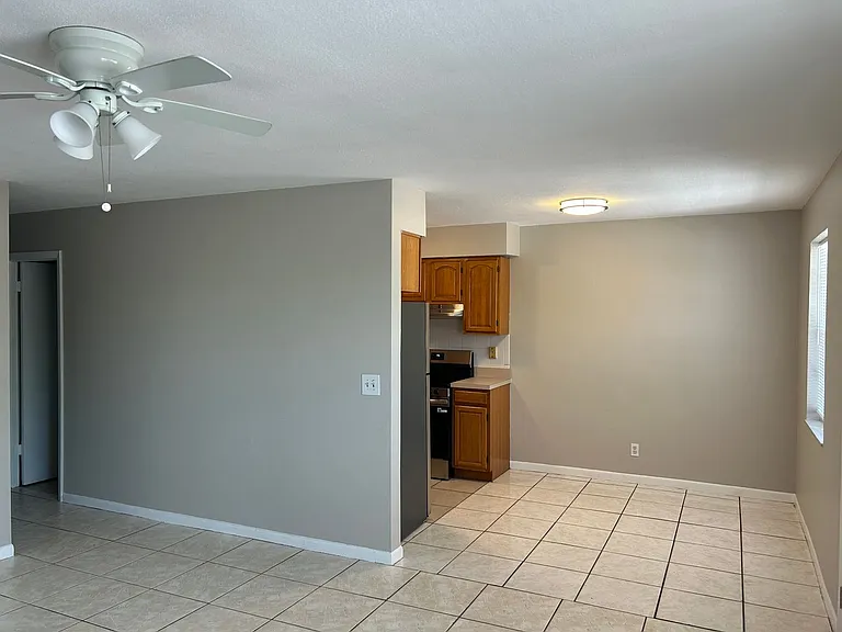 2502 Bay Blvd #6 — Photo 8