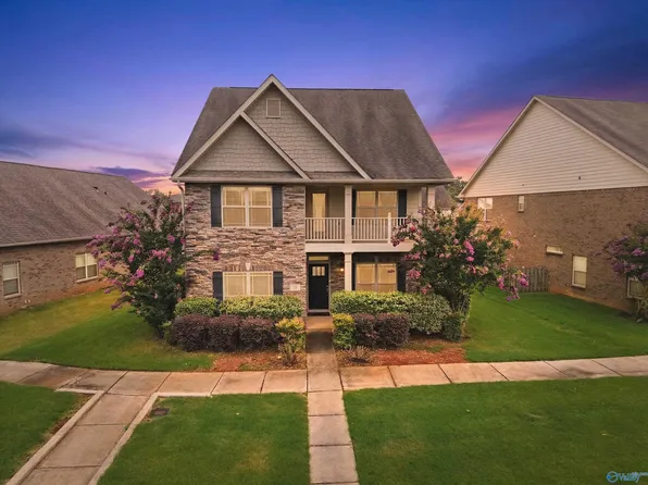 8 Leyland Dr SW, Huntsville, AL 35824