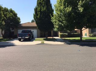 1810 Trail Way, Turlock, CA 95382