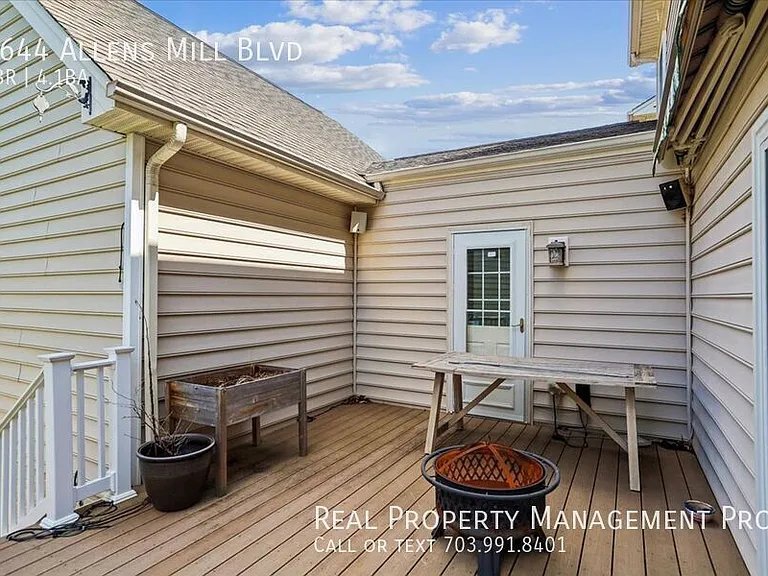 4644 Allens Mill Blvd — Photo 7