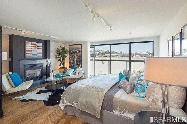 1st image of 1011 23rd St APT 16