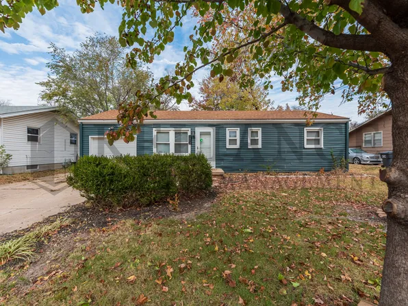 2404 W 29th St S, Wichita, KS 67217