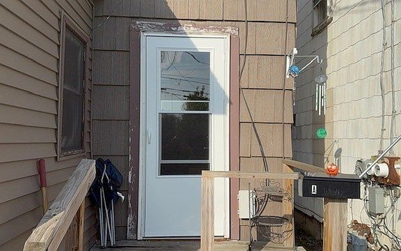 3rd image of 147 E Main St