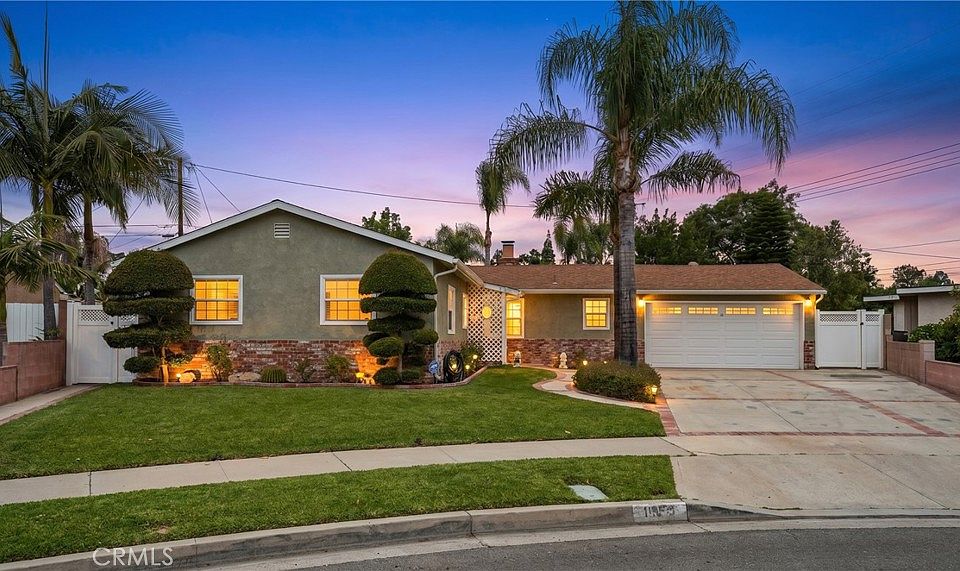 1st image of 1025 N Modena Pl
