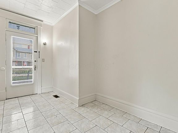 5th image of 128 Union St
