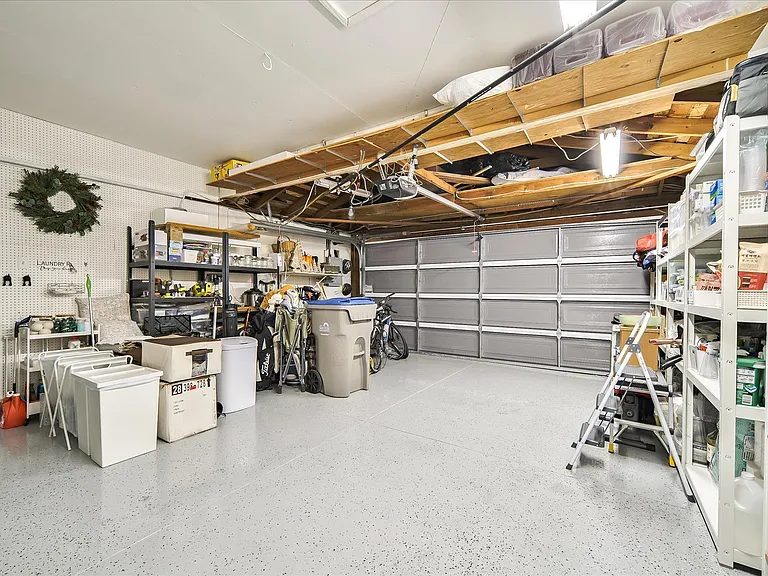 6237 Hancock Ave — Photo 33
