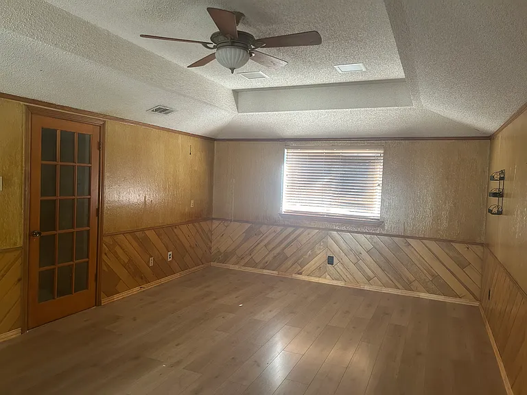 2738 Belmeade Dr — Photo 18