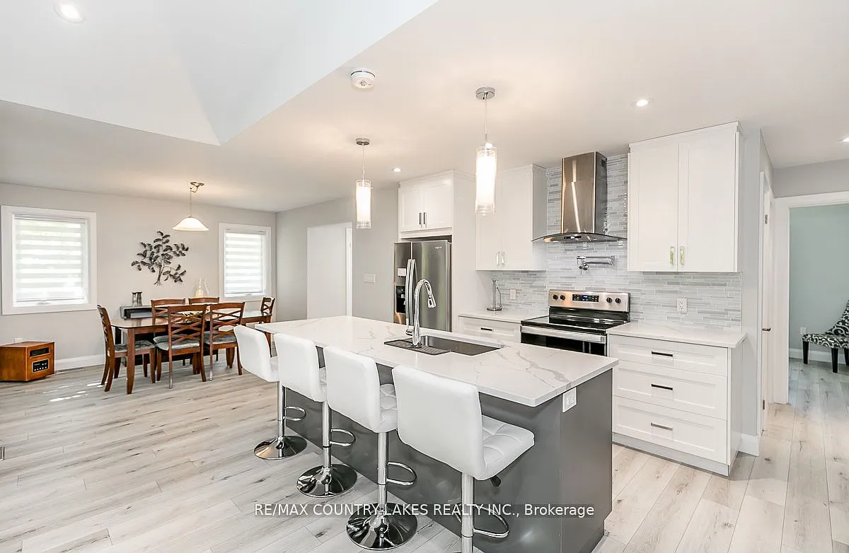 3 bed, $2,600 — Photo 4