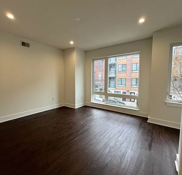 1219 N 5th St #2 — Photo 4