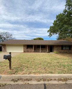 1307 3rd St, Granbury, TX, 76048
