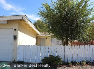 814 Aspen Dr APT B, Tehachapi, CA 93561