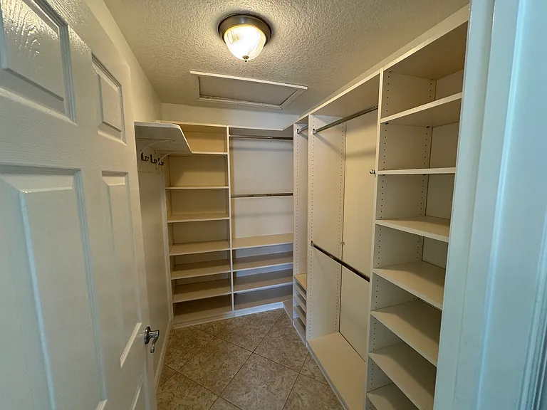 2272 Vassar Ln — Photo 10