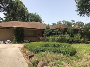 6118 Waltway Dr, Houston, TX 77008