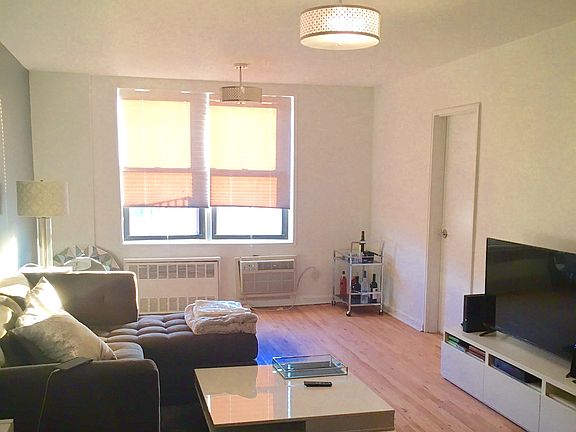 2nd image of 1855 E 12th St APT 5J