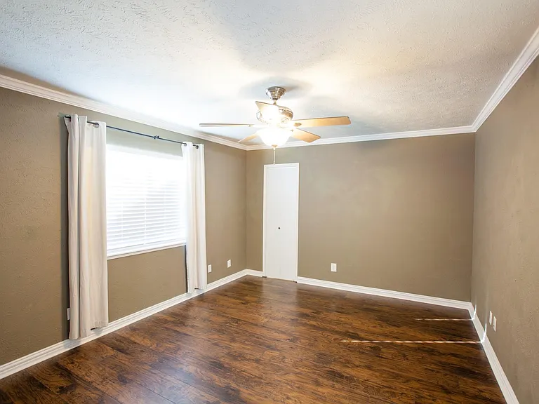 5713 Baker Dr — Photo 14