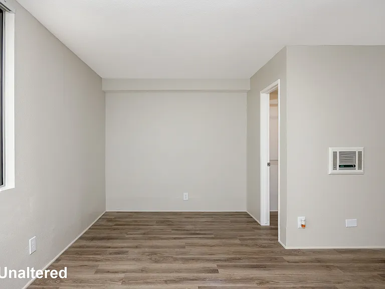 Windward Village Apartments — Photo 9