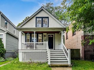 1820 Greenwood St, Evanston, IL 60201