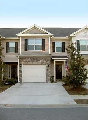 1st image of 810 Canyon Oak Loop