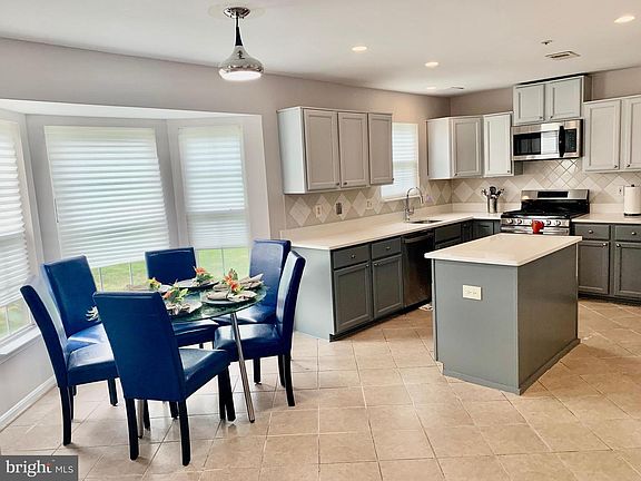 5th image of 2104 Sayan Ct