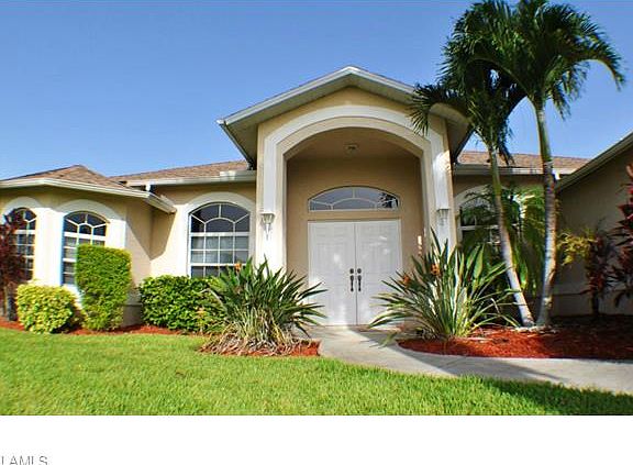 2nd image of 4532 SW 12th Pl