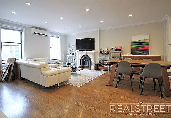 5th image of 678 Dean St Floor 2