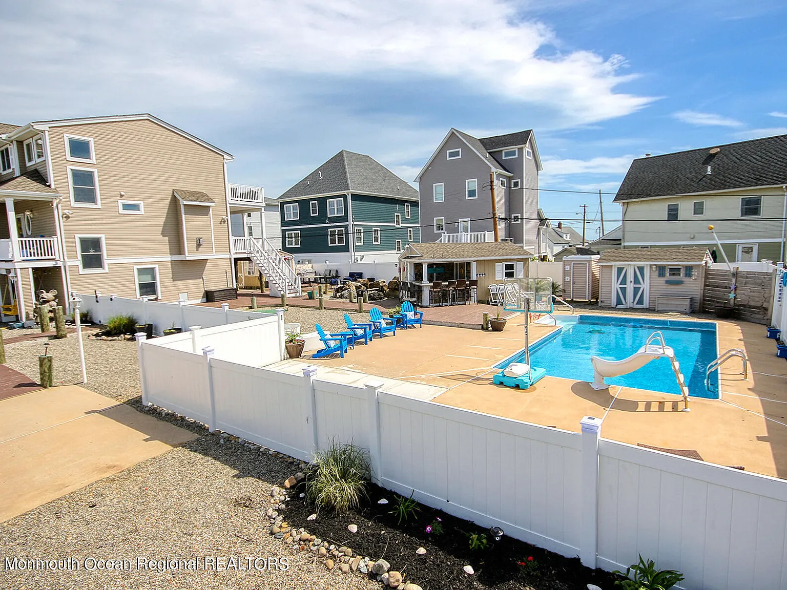 5 bed, 3.5 bath, 2132 sqft, $10,000 — Photo 3