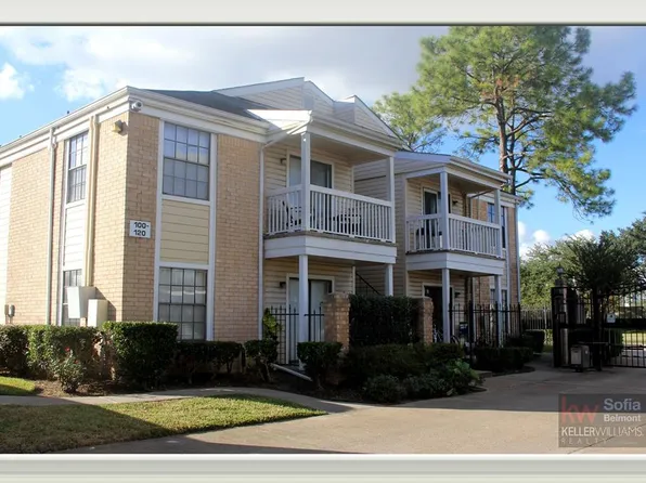 2750 Holly Hall St APT 109, Houston, TX 77054