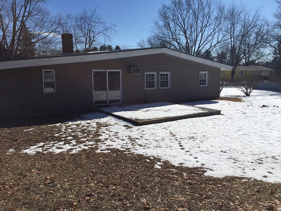 2nd image of 28 Morningside Dr