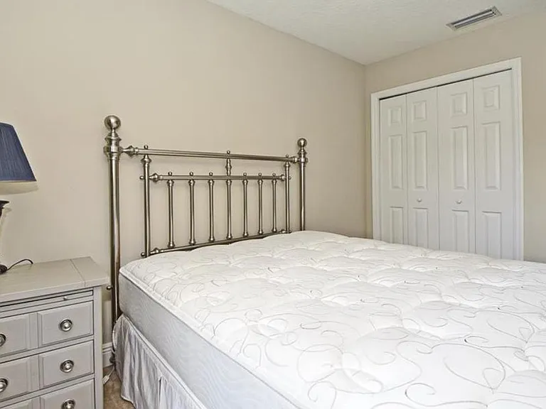 1251 Blessing St — Photo 4