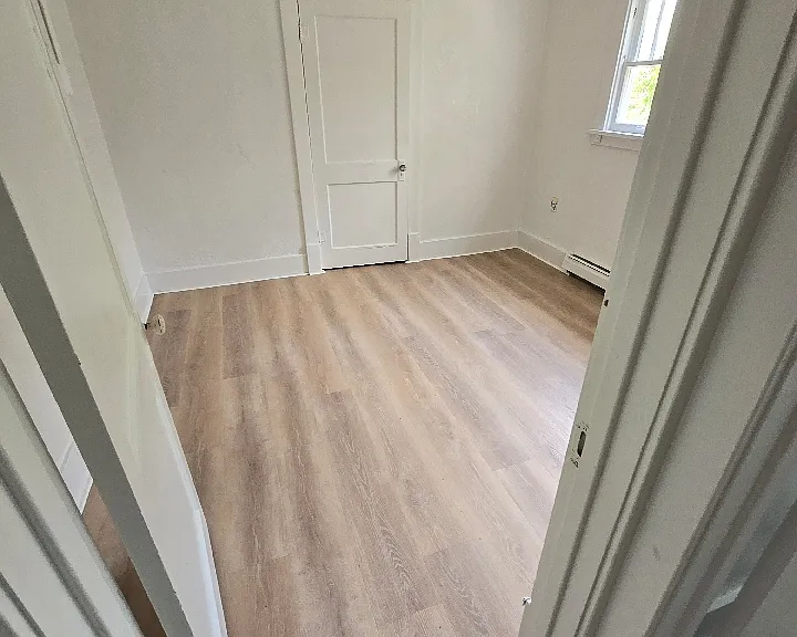 252 N Jefferson St #B — Photo 3