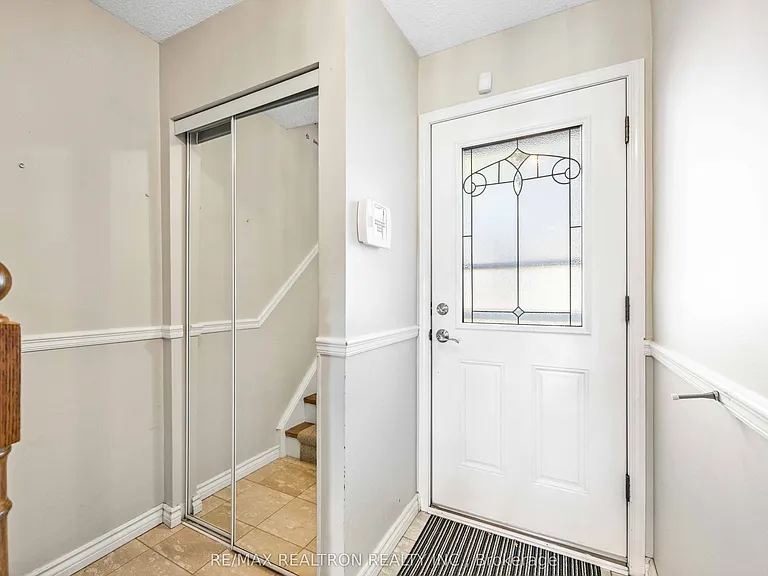 264 Galway Ct — Photo 4