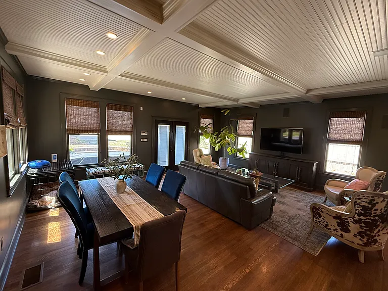 419 N Walnut St — Photo 10