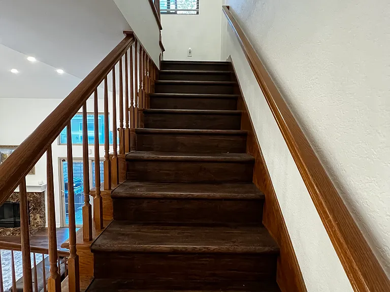 7825 Seaglen Dr — Photo 10
