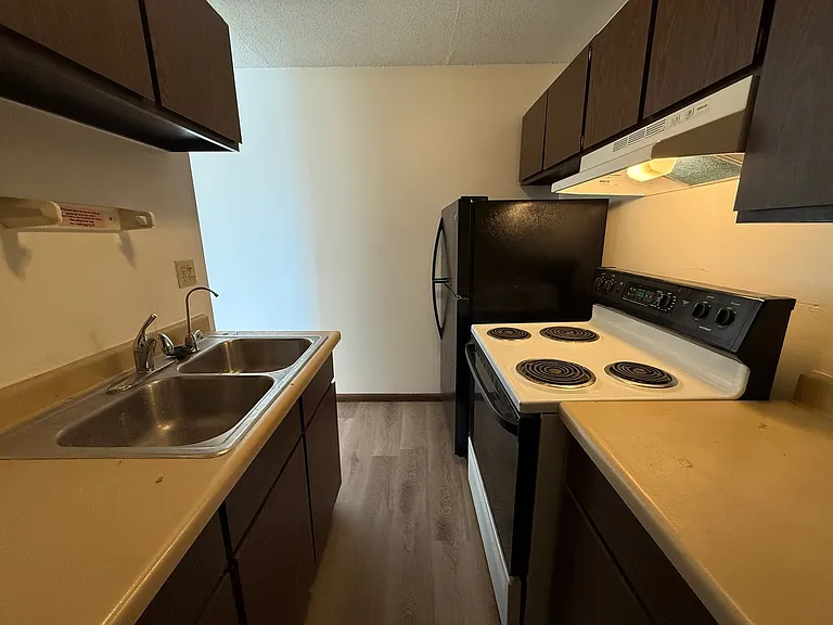 445 California St — Photo 14