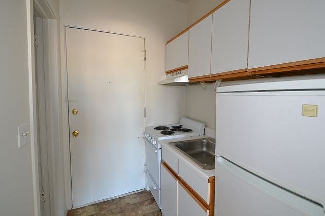 1st image of 3957 N Irving Park #223