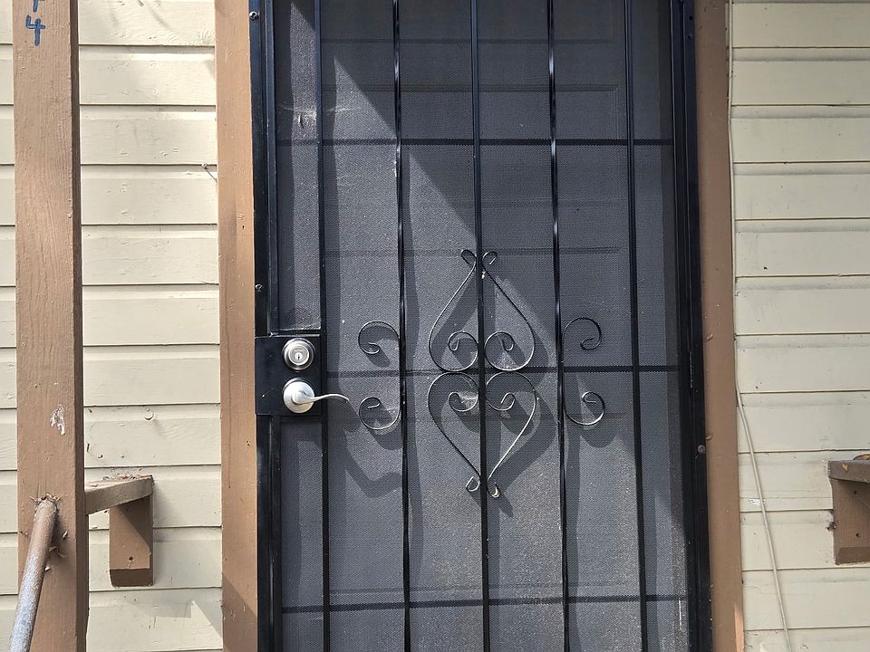 2nd image of 1440-48 Morena Blvd #1444
