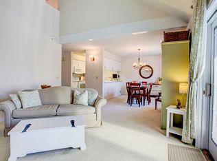 30 Hawk Valley Ln, Denver, PA 17517