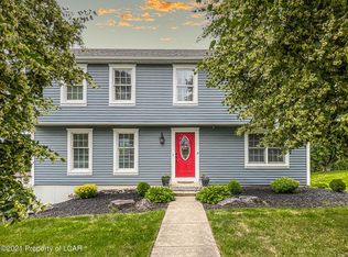 41 Redwood Dr, Wilkes Barre, PA 18702