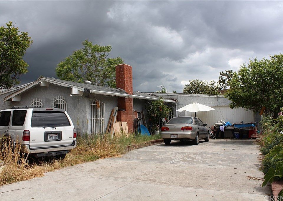2nd image of 12818 Judd St