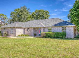 7274 Mossy Oak Dr, Navarre, FL 32566