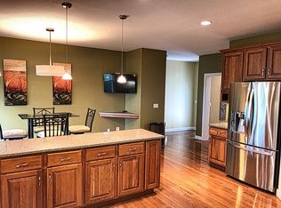 27 Ponca Trl, Saint Louis, MO