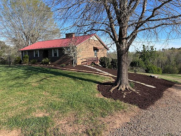 4th image of 1733 Mosco Rd