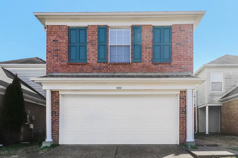 3 bed, 2.5 bath, 1521 sqft, $1,865 — Photo 1