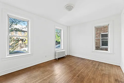 35-21 28th St #A1 Photo 1