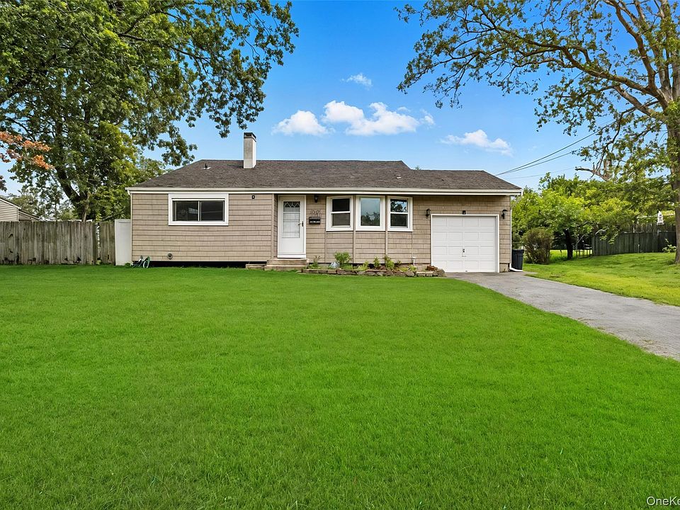1st image of 2905 Beechnut Avenue