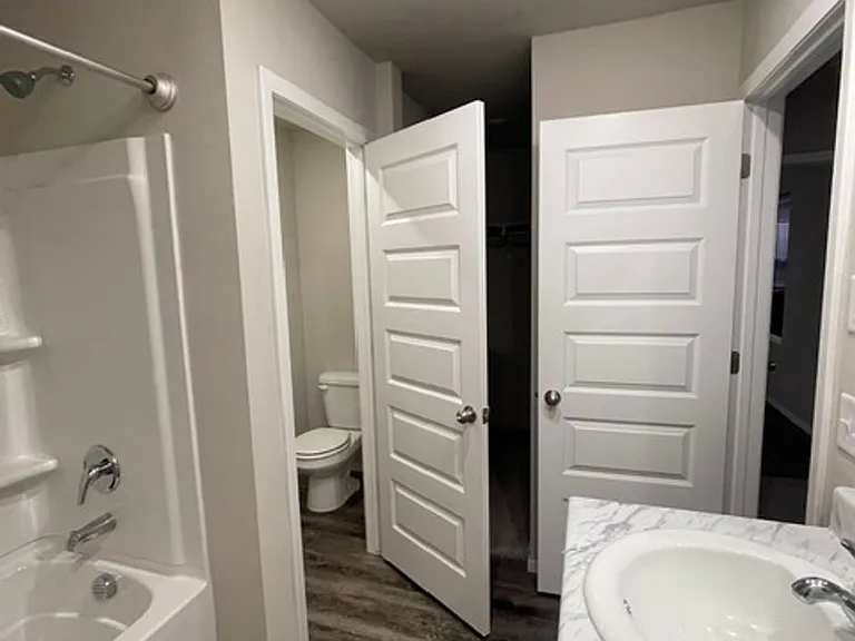 7814 S 290th East Ave — Photo 9