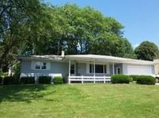 614 Maynard Dr, Sun Prairie, WI 53590