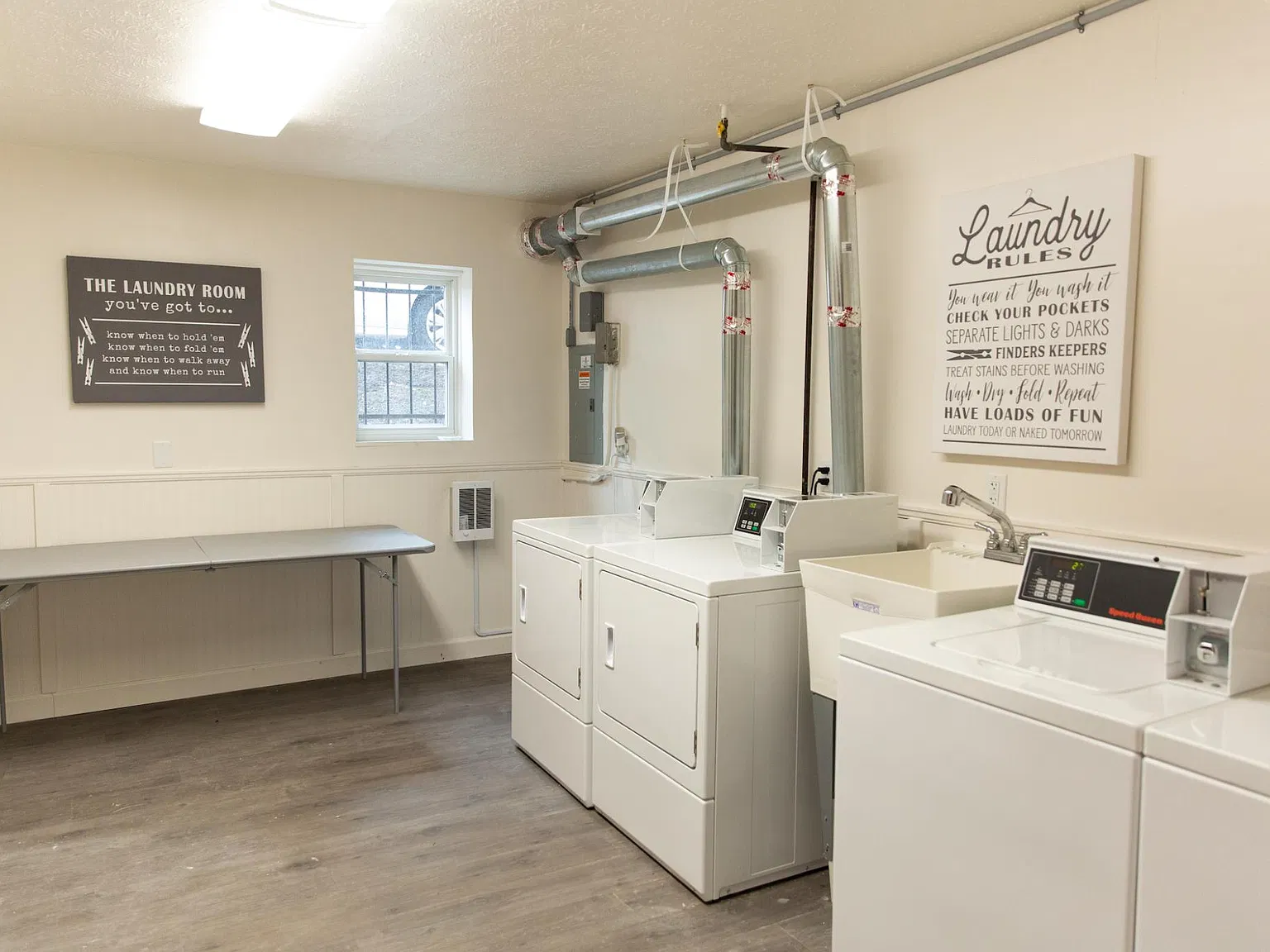 Studio, 320 sqft, $890 — Photo 4
